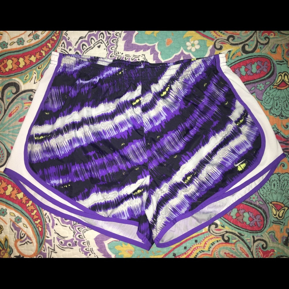 Nike Women’s Dri-fit Running Shorts XL Purple